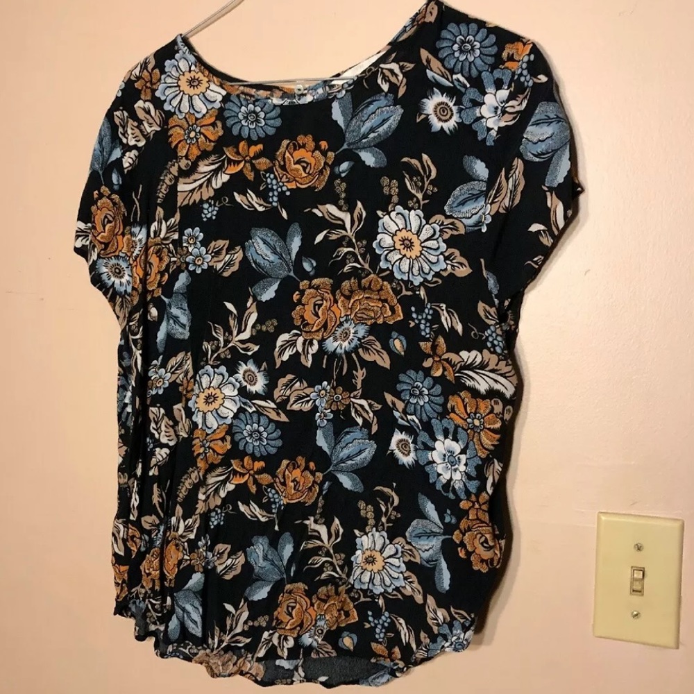 H&M navy floral top